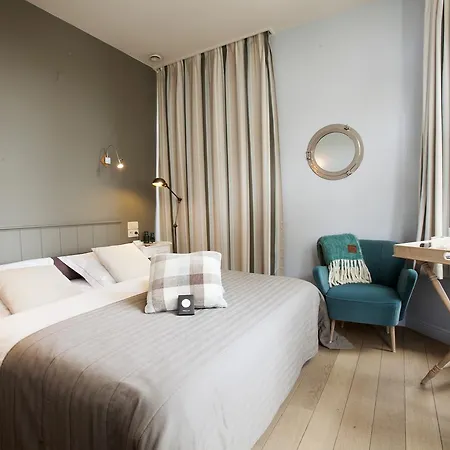 Apostrophe - Hotel 3*